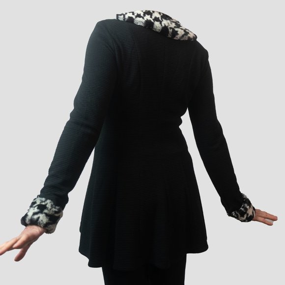 Elegant cuffed blazer - Picture 2 of 13